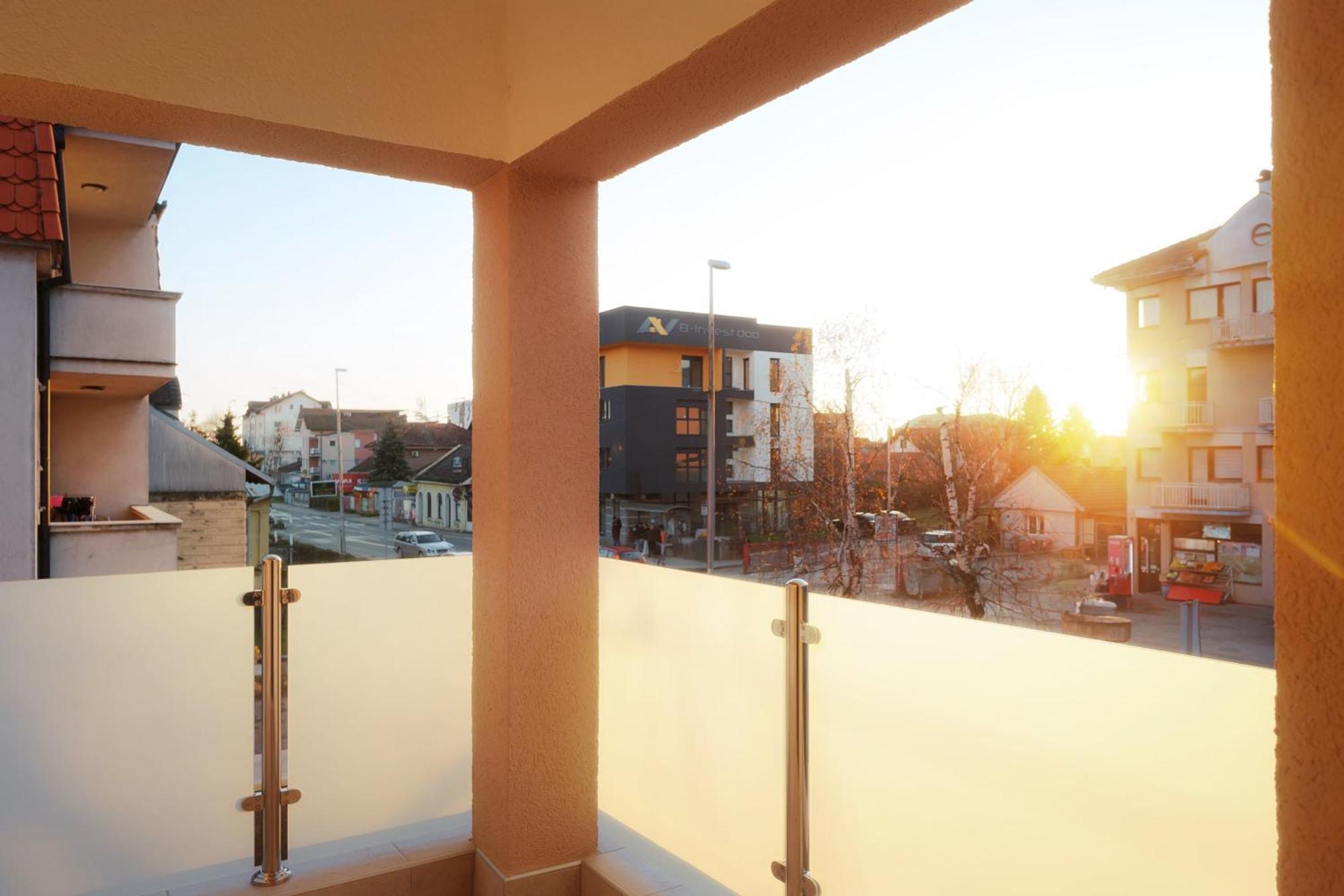 Nobel Apartmani Brčko Exterior foto